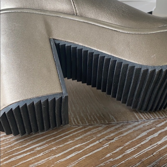 Pewter platform chunky pull-on boots - Picture 4 of 5